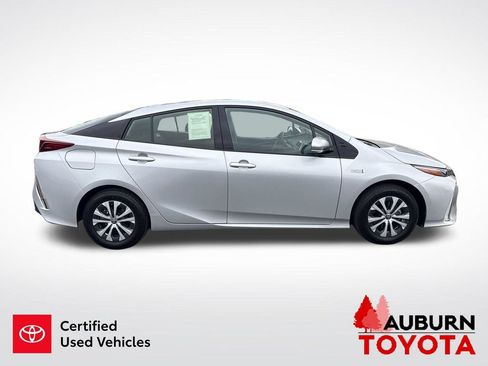 Certified 2020 Toyota Prius Prime LE FWD image 8
