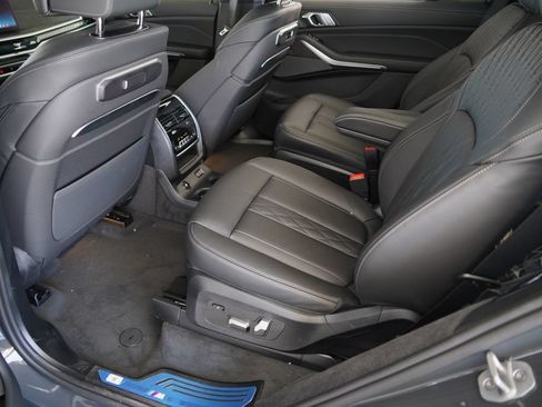 New 2027 BMW X7 xDrive40i AWD/4WD image 19