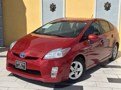 Used 2011 Toyota Prius Three image 1