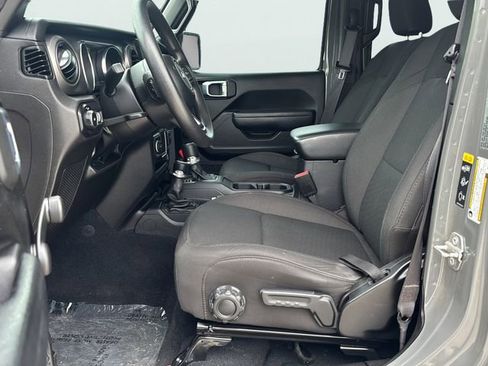 Used 2022 Jeep Wrangler Unlimited Sport AWD/4WD image 21