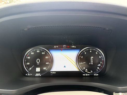 Used 2019 Volvo S60 T6 Momentum image 4