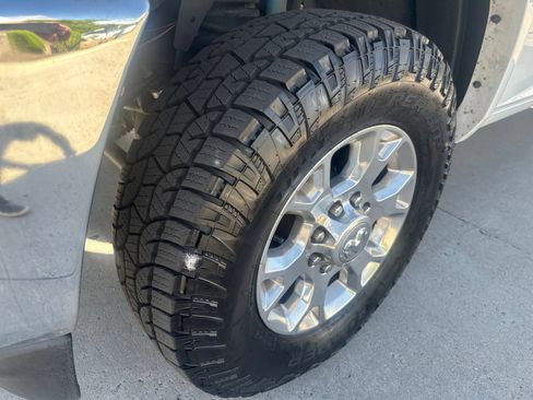 Used 2021 RAM 2500 Laramie w/ Safety Group AWD/4WD image 9