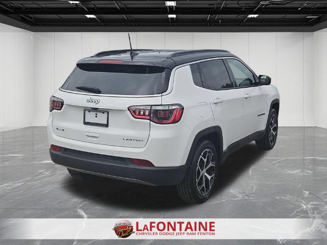 Used 2024 Jeep Compass Limited AWD/4WD image 5