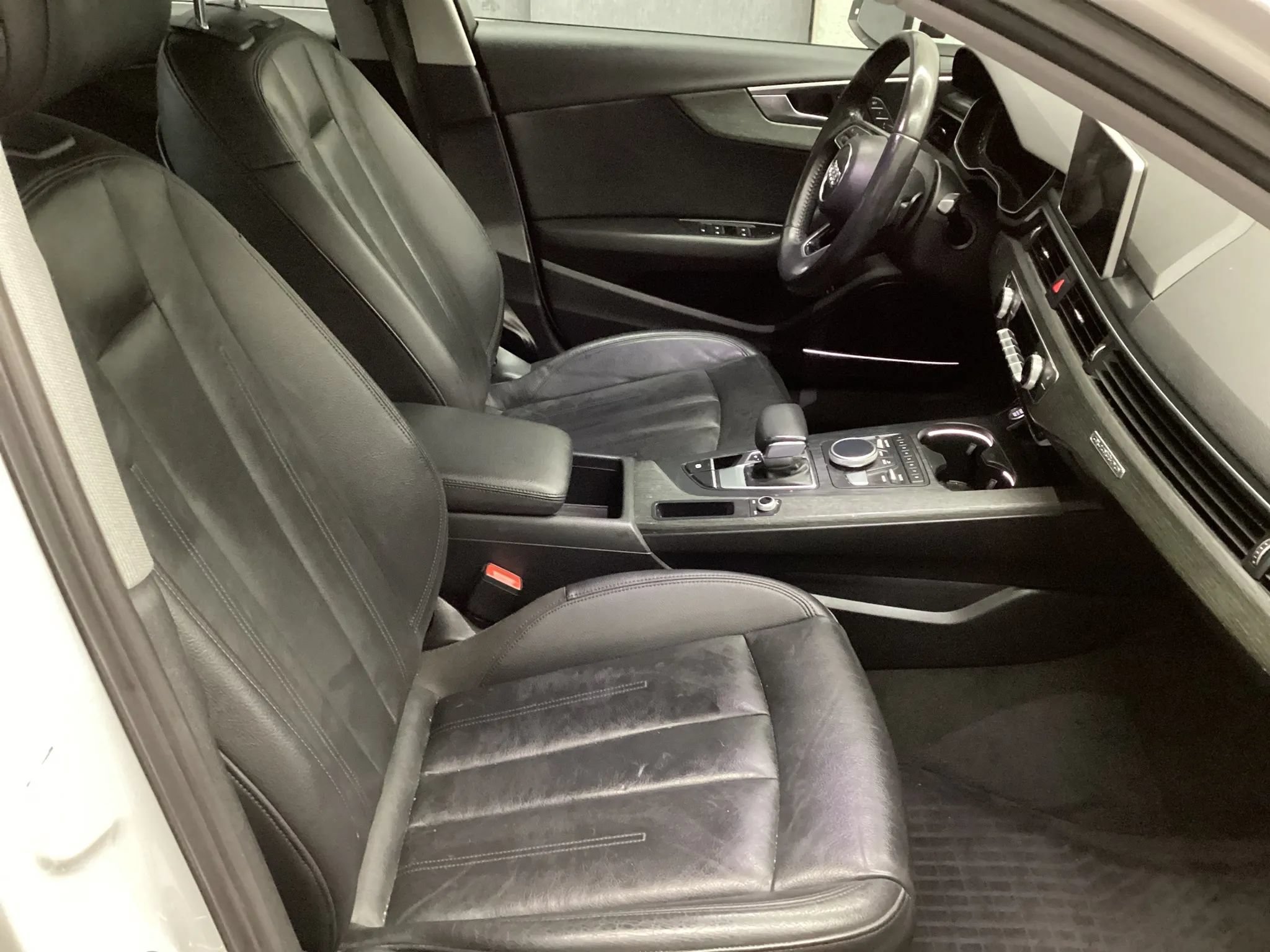 Used 2018 Audi A4 2.0T Premium Plus AWD/4WD image 11