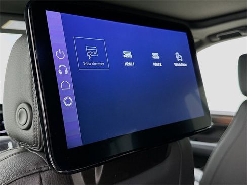 New 2026 GMC Yukon Denali w/ Denali Reserve Package image 27