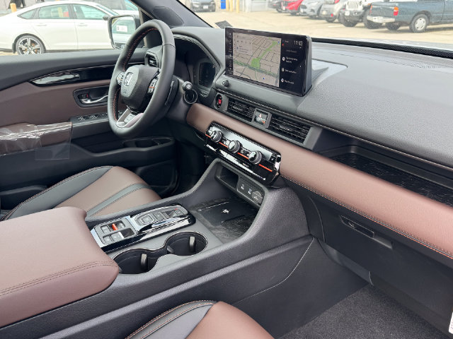 New 2026 Honda Pilot TrailSport image 9