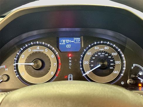 Used 2016 Honda Odyssey SE image 12
