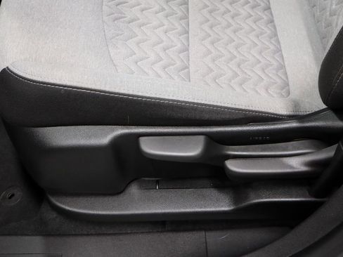 Used 2024 Chevrolet Equinox LS w/ Driver Confidence II Package FWD image 23