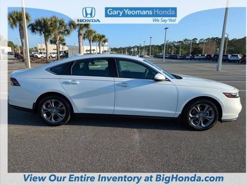 Used 2024 Honda Accord EX image 6