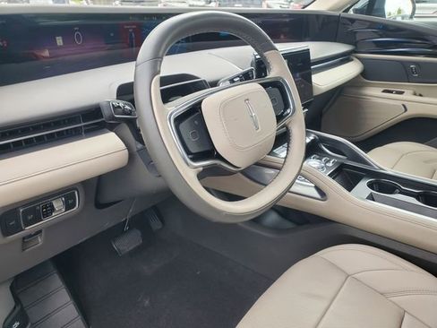 Certified 2024 Lincoln Nautilus Premier AWD/4WD image 12