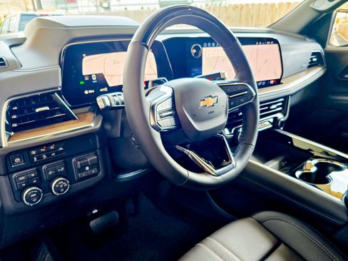 Used 2026 Chevrolet Tahoe High Country image 7