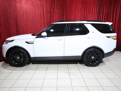 Used 2018 Land Rover Discovery HSE image 4