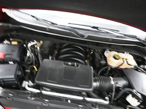 Used 2023 Chevrolet Suburban Premier w/ Premium Package AWD/4WD image 33