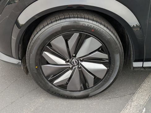 Used 2024 Nissan Ariya FWD image 11