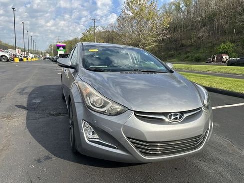 Used 2015 Hyundai Elantra Sport FWD image 11