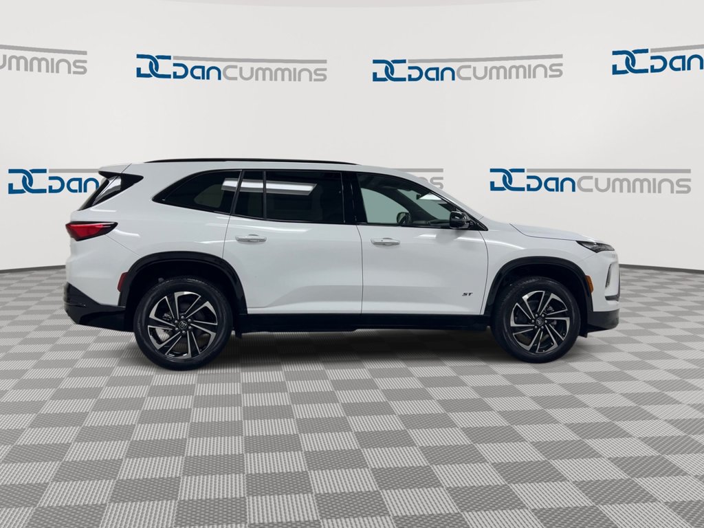 New 2027 Buick Enclave Sport Touring w/ Power Package AWD/4WD image 9