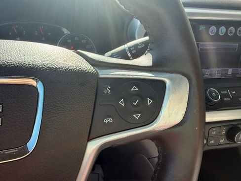 Used 2017 GMC Acadia SLT FWD image 17