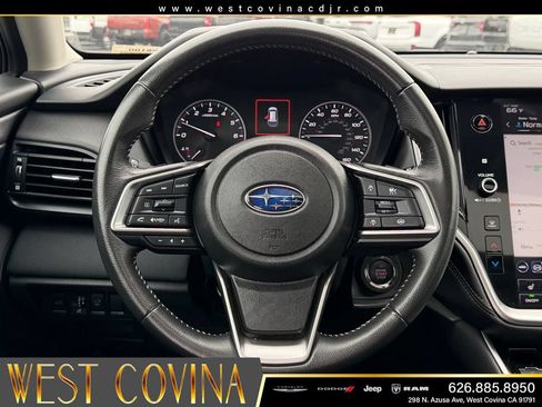 Used 2025 Subaru Outback Premium AWD/4WD image 39