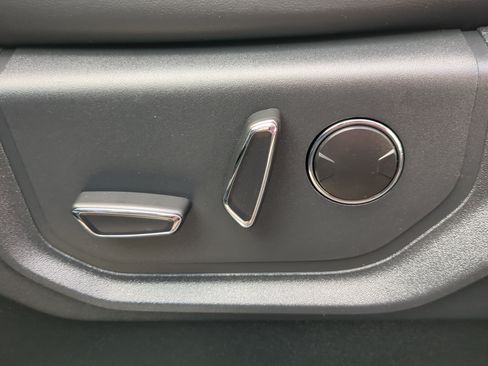 Certified 2022 Ford F250 Platinum AWD/4WD image 30