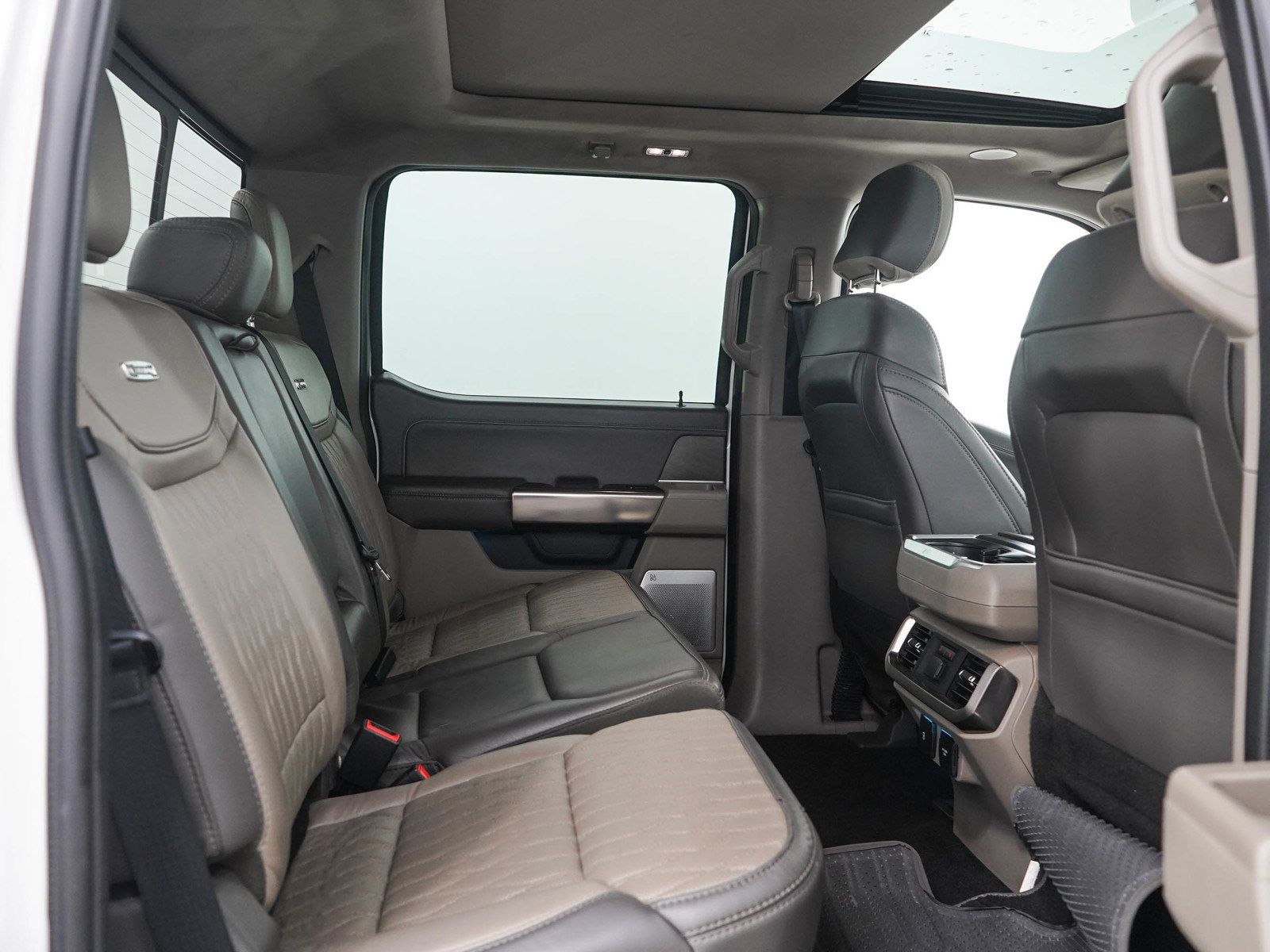 Used 2024 Ford F150 Platinum w/ Equipment Group 703A Plus AWD/4WD image 14