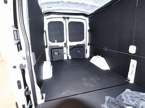 New 2026 Ford Transit 250 148 Medium Roof image 17