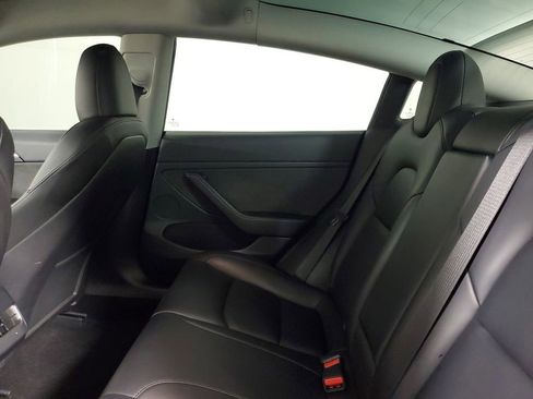 Used 2023 Tesla Model 3 Standard Range image 10