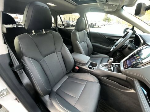 Certified 2022 Subaru Outback Limited image 25