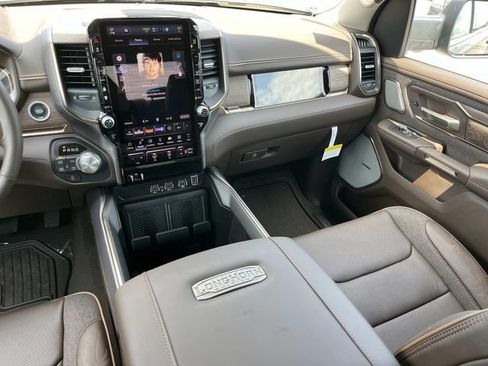 New 2027 RAM 1500 Limited AWD/4WD image 18