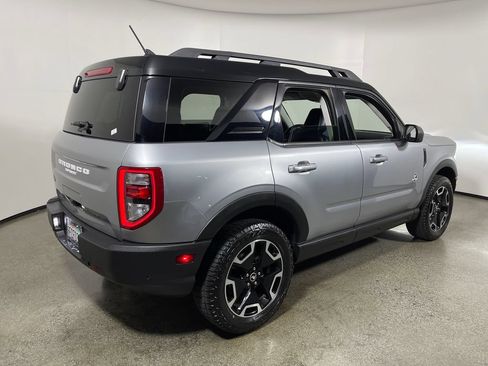 Used 2022 Ford Bronco Sport Outer Banks w/ Tech Package AWD/4WD image 3