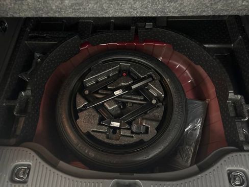 Used 2022 Chevrolet Trax LT w/ LT Convenience Package image 28