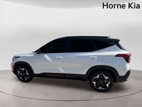 New 2026 Kia Seltos S FWD image 6