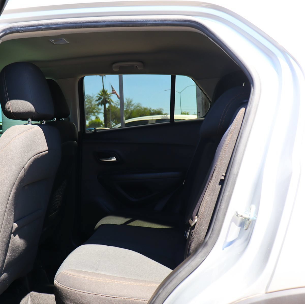Used 2020 Chevrolet Trax LS w/ Tint and Cruise Package FWD image 33