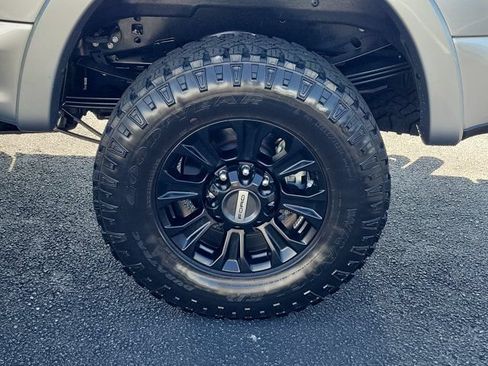 Used 2021 Ford F350 Lariat w/ Tremor Off-Road Package AWD/4WD image 33