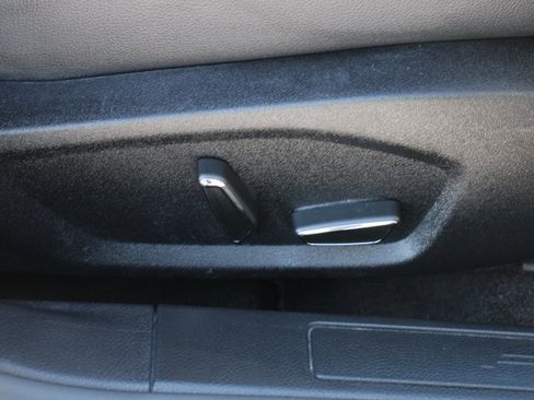 Used 2018 Ford Fusion Energi SE image 20