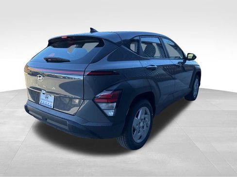 New 2026 Hyundai Kona SE image 4