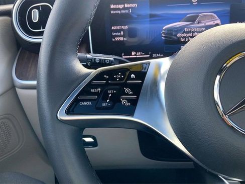 Used 2025 Mercedes-Benz GLC 300 GLC 300 image 20