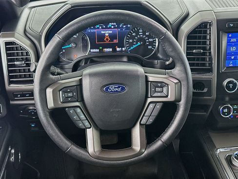 Used 2020 Ford Expedition Max XLT w/ Equipment Group 202A AWD/4WD image 18