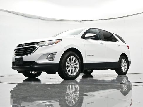 Used 2021 Chevrolet Equinox LT image 31