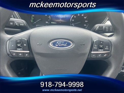 Used 2021 Ford Escape SE image 10