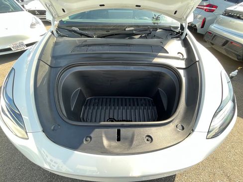 Used 2023 Tesla Model Y Long Range AWD/4WD image 13