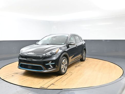 Used 2022 Kia Niro EX w/ Cold Weather Package FWD image 5