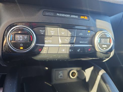 Used 2021 Ford Escape SEL w/ SEL Stealth AWD Package image 27