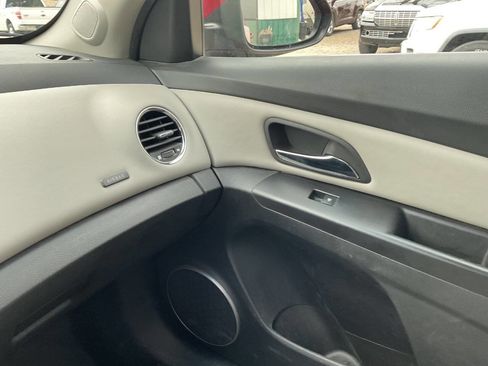 Used 2012 Chevrolet Cruze Eco image 13