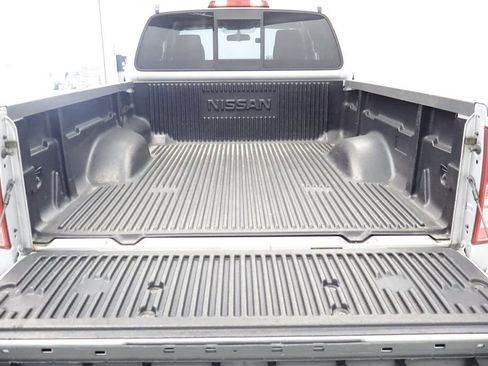 Used 2013 Nissan Frontier SV RWD image 17