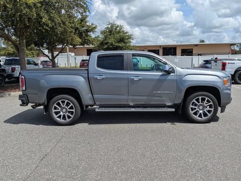 Used 2022 GMC Canyon Denali RWD image 2