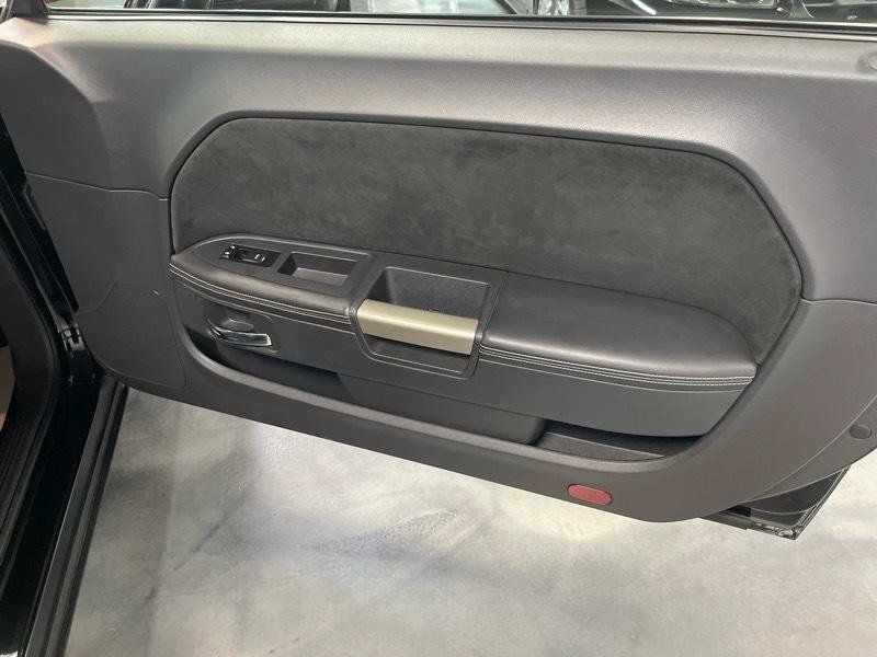 Used 2012 Dodge Challenger SRT8 RWD image 39