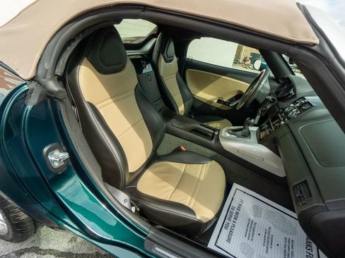 Used 2007 Saturn Sky w/ Premium Trim Pkg image 19