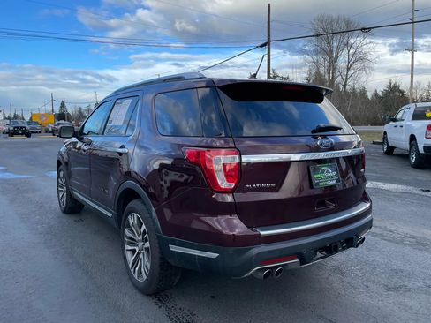 Used 2018 Ford Explorer Platinum AWD/4WD image 5