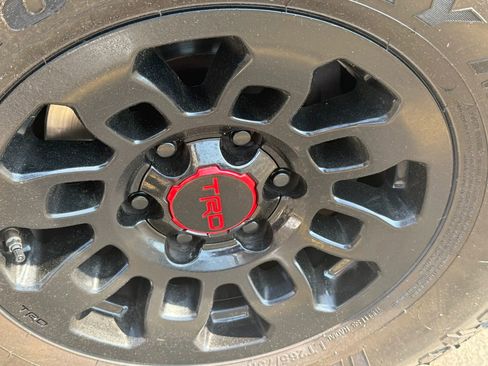 Used 2010 Toyota FJ Cruiser 4WD image 5