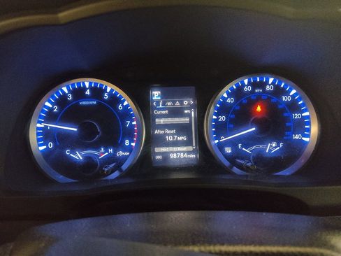 Used 2018 Toyota Highlander LE image 23